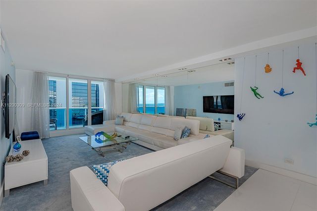 2301 Collins Avenue 1506, Miami Beach, FL 33139
