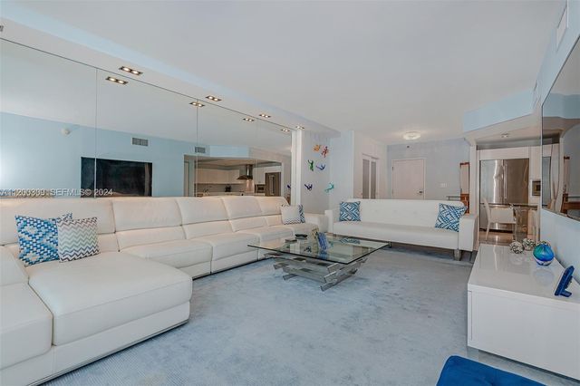 2301 Collins Avenue 1506, Miami Beach, FL 33139