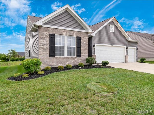 1007 Wyndgate Meadows Court, Lake St Louis, MO 63367