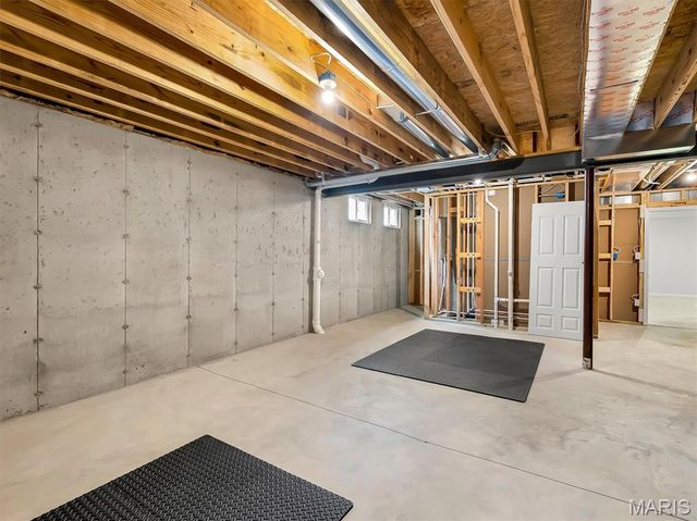 1007 Wyndgate Meadows Court, Lake St Louis, MO 63367