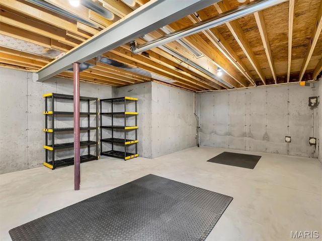 1007 Wyndgate Meadows Court, Lake St Louis, MO 63367