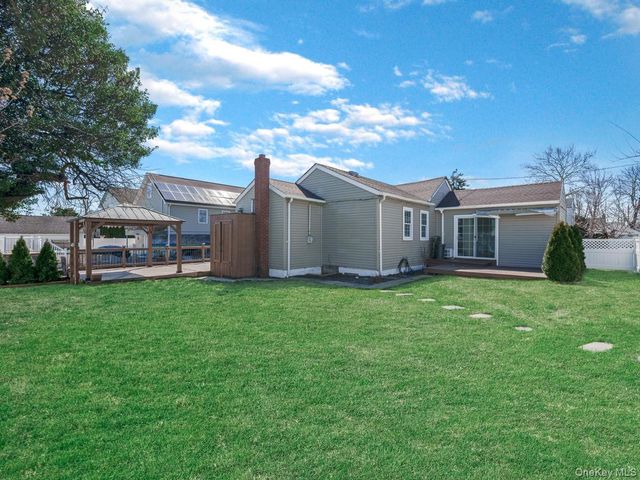 2 Hyannis Court, East Rockaway, NY 11518