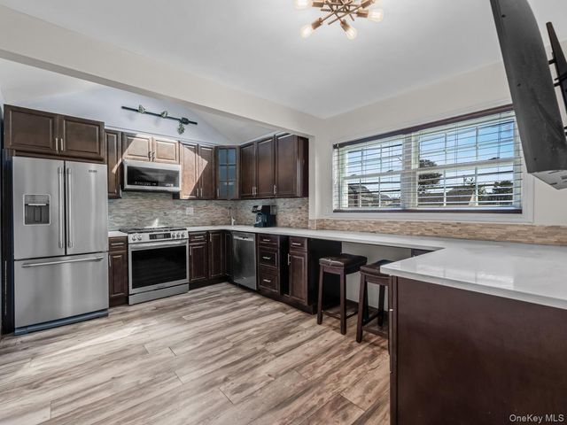 2 Hyannis Court, East Rockaway, NY 11518