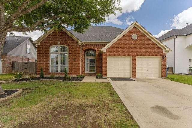 6409 Windwood Court, Fort Worth, TX 76132