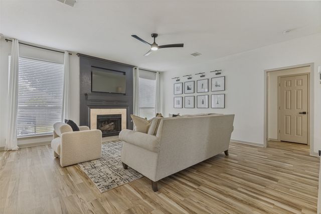 6409 Windwood Court, Fort Worth, TX 76132