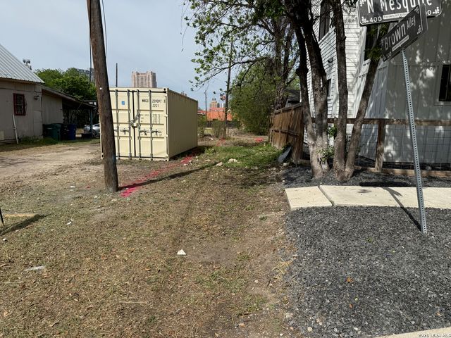 113 Brown Aly, San Antonio, TX 78202