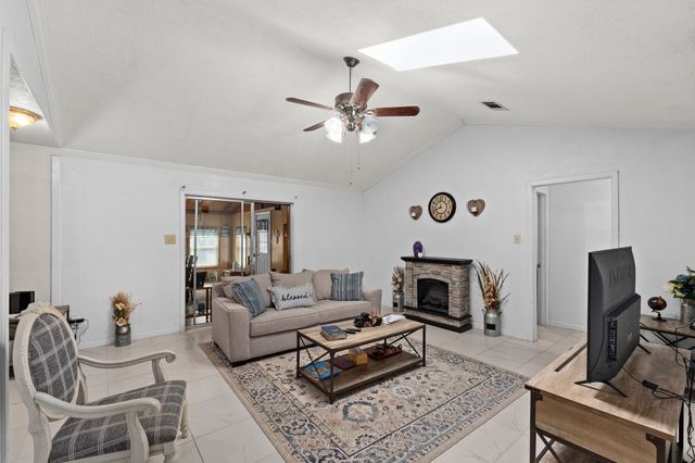 107 Hardeman Street, Copperas Cove, TX 76522