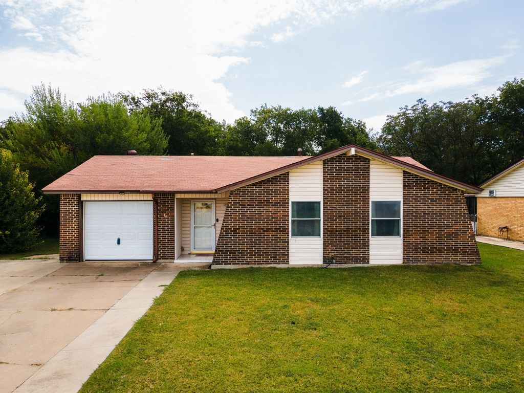 107 Hardeman Street, Copperas Cove, TX 76522