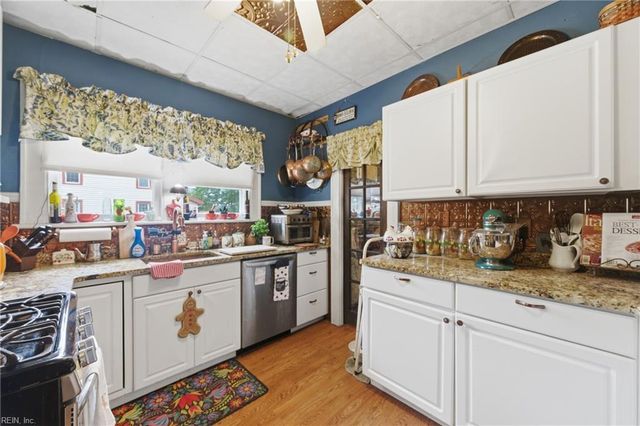 154 Alleghany RD, Hampton, VA 23661