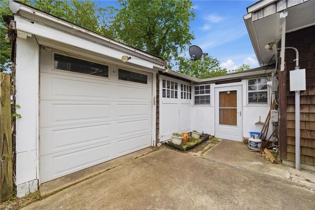 154 Alleghany RD, Hampton, VA 23661