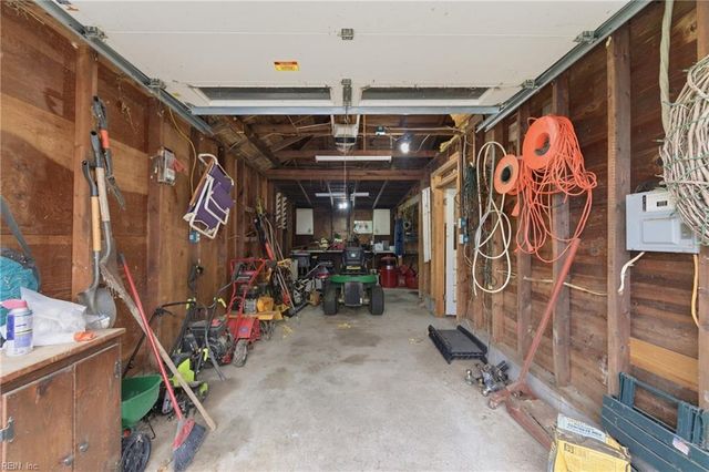 154 Alleghany RD, Hampton, VA 23661