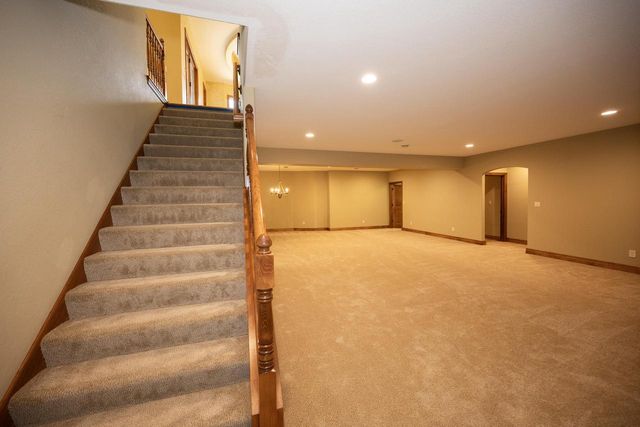 1512 W County Line ROAD, Mequon, WI 53092