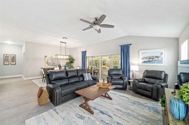 17843 SE 87TH BOURNE AVENUE, The Villages, FL 32162
