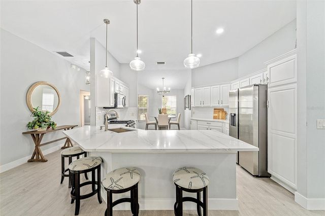 17843 SE 87TH BOURNE AVENUE, The Villages, FL 32162