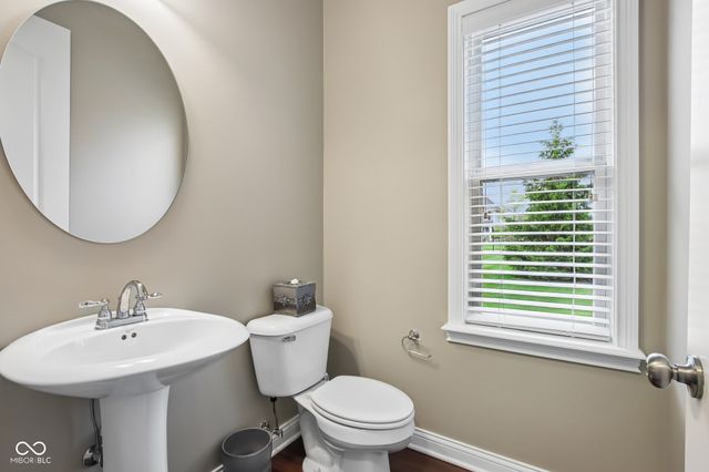 14877 Edgebrook Drive, Fishers, IN 46040