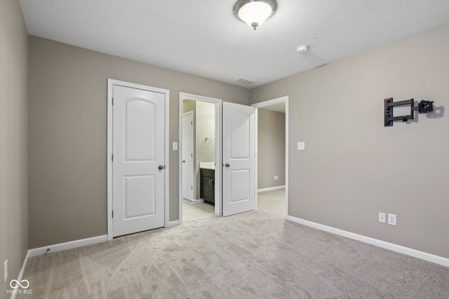 14877 Edgebrook Drive, Fishers, IN 46040