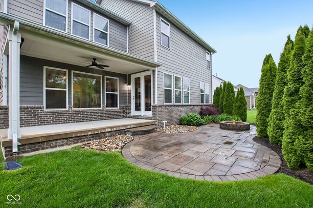 14877 Edgebrook Drive, Fishers, IN 46040