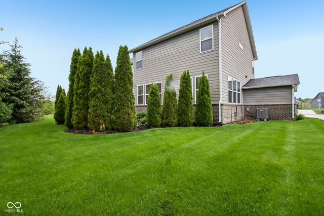 14877 Edgebrook Drive, Fishers, IN 46040