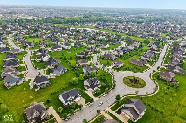 14877 Edgebrook Drive, Fishers, IN 46040
