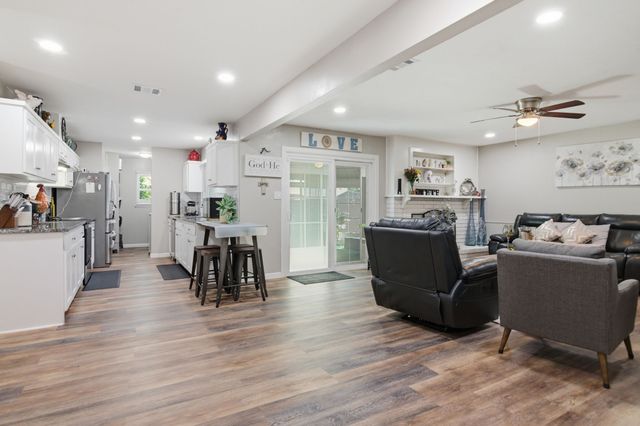 4032 Horizon Place, Fort Worth, TX 76133