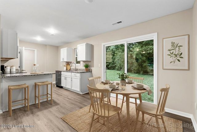 3212 Maldon Ct, Louisville, KY 40216