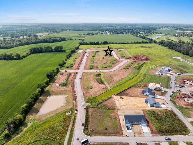 XAVIER DRIVE, Neenah, WI 54956