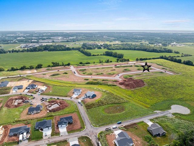 XAVIER DRIVE, Neenah, WI 54956