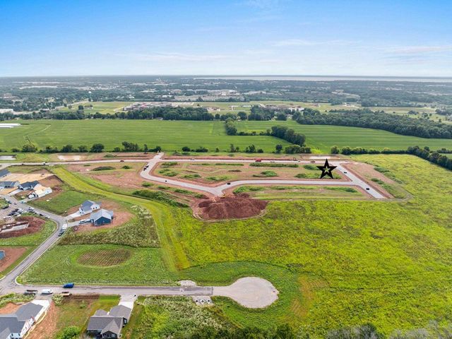 XAVIER DRIVE, Neenah, WI 54956