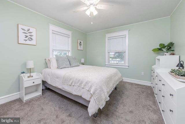 512 BEACON AVE, Paulsboro, NJ 08066