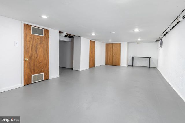 512 BEACON AVE, Paulsboro, NJ 08066