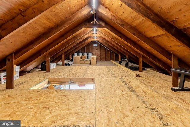 512 BEACON AVE, Paulsboro, NJ 08066