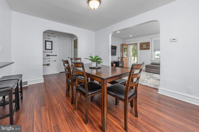 512 BEACON AVE, Paulsboro, NJ 08066