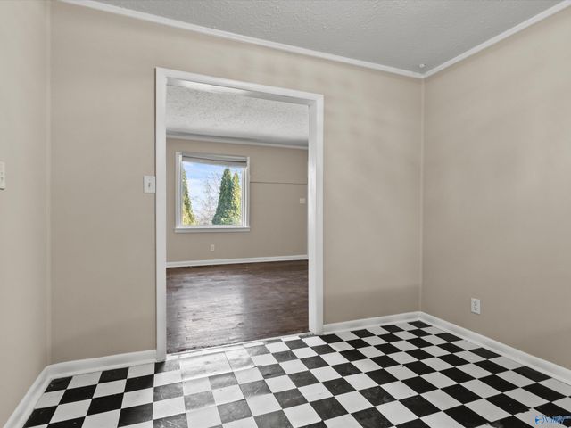 2502 Hill Street NW, Huntsville, AL 35810