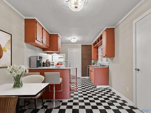 2502 Hill Street NW, Huntsville, AL 35810