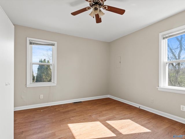 2502 Hill Street NW, Huntsville, AL 35810