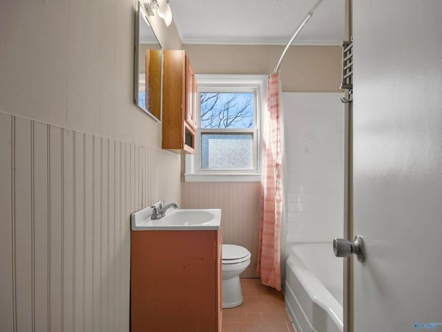 2502 Hill Street NW, Huntsville, AL 35810