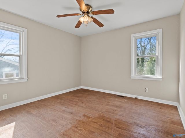 2502 Hill Street NW, Huntsville, AL 35810