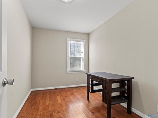 2502 Hill Street NW, Huntsville, AL 35810