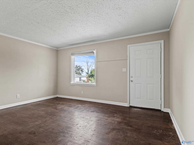 2502 Hill Street NW, Huntsville, AL 35810