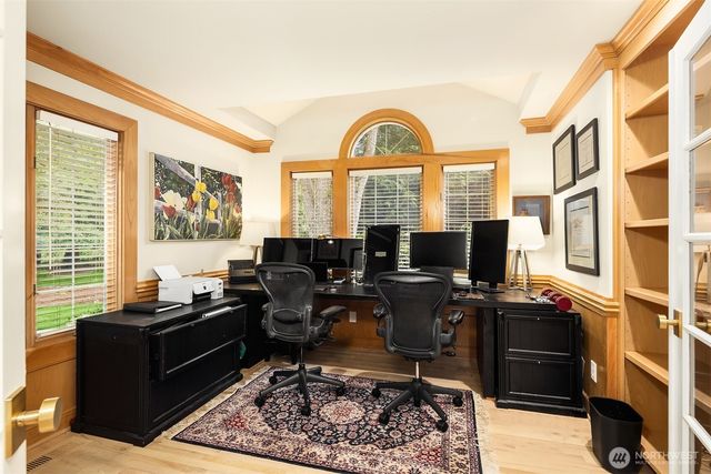 14214 216th Avenue NE, Woodinville, WA 98077