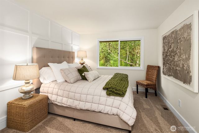 14214 216th Avenue NE, Woodinville, WA 98077