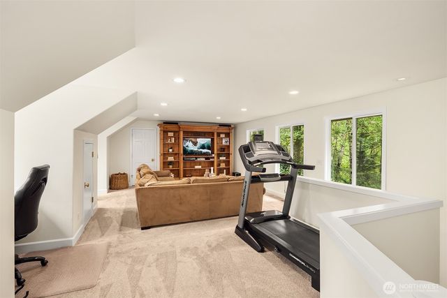 14214 216th Avenue NE, Woodinville, WA 98077