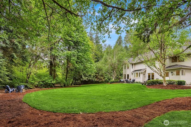14214 216th Avenue NE, Woodinville, WA 98077