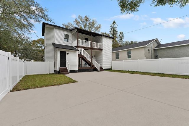 680 25TH AVENUE S, St Petersburg, FL 33705