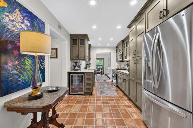 2881 TEMPLE TRAIL, Winter Park, FL 32789