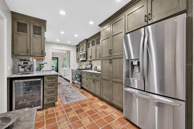 2881 TEMPLE TRAIL, Winter Park, FL 32789
