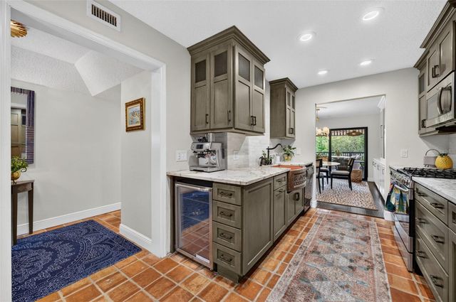 2881 TEMPLE TRAIL, Winter Park, FL 32789