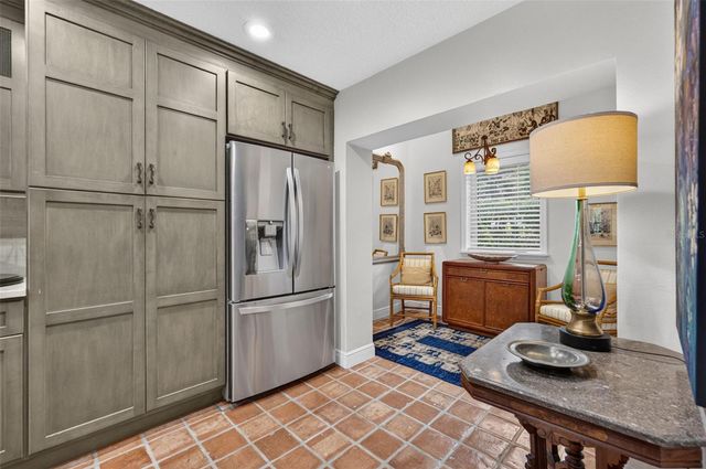 2881 TEMPLE TRAIL, Winter Park, FL 32789