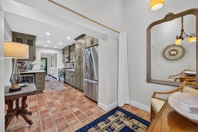 2881 TEMPLE TRAIL, Winter Park, FL 32789