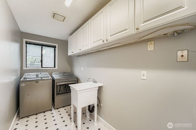 9608 166th Street E, Puyallup, WA 98375
